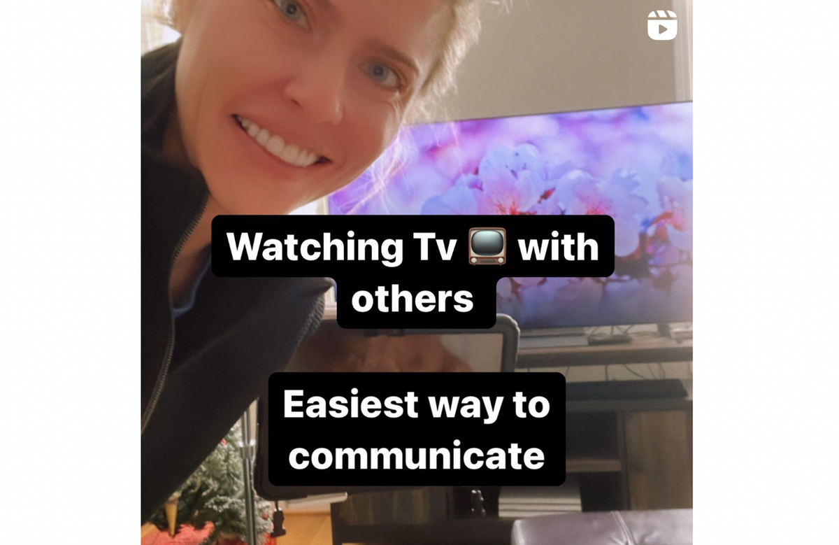How to watch movies with others